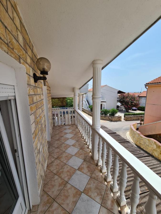 Apartments Tuka Near The Beach Вир Екстер'єр фото
