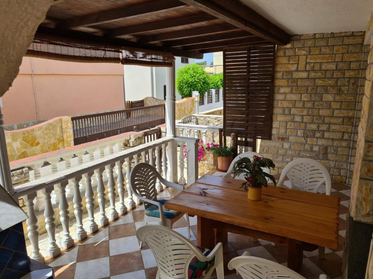 Apartments Tuka Near The Beach Вир Екстер'єр фото